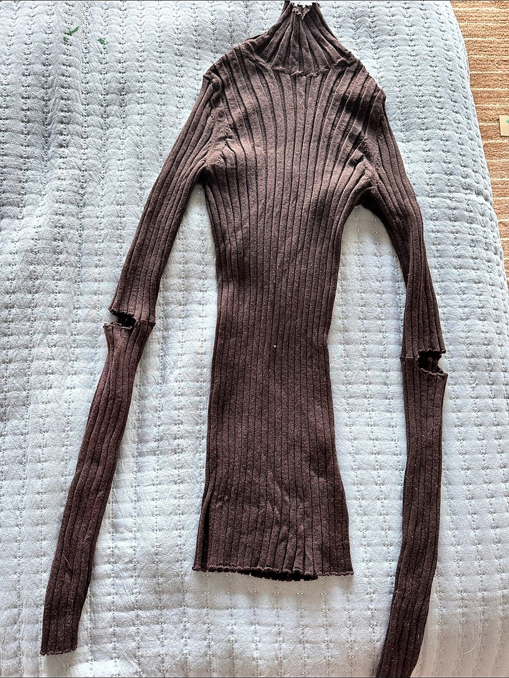 Helmut Lang Ribbed Wool Turtleneck Ribbed Turtleneck in Brown Size Small